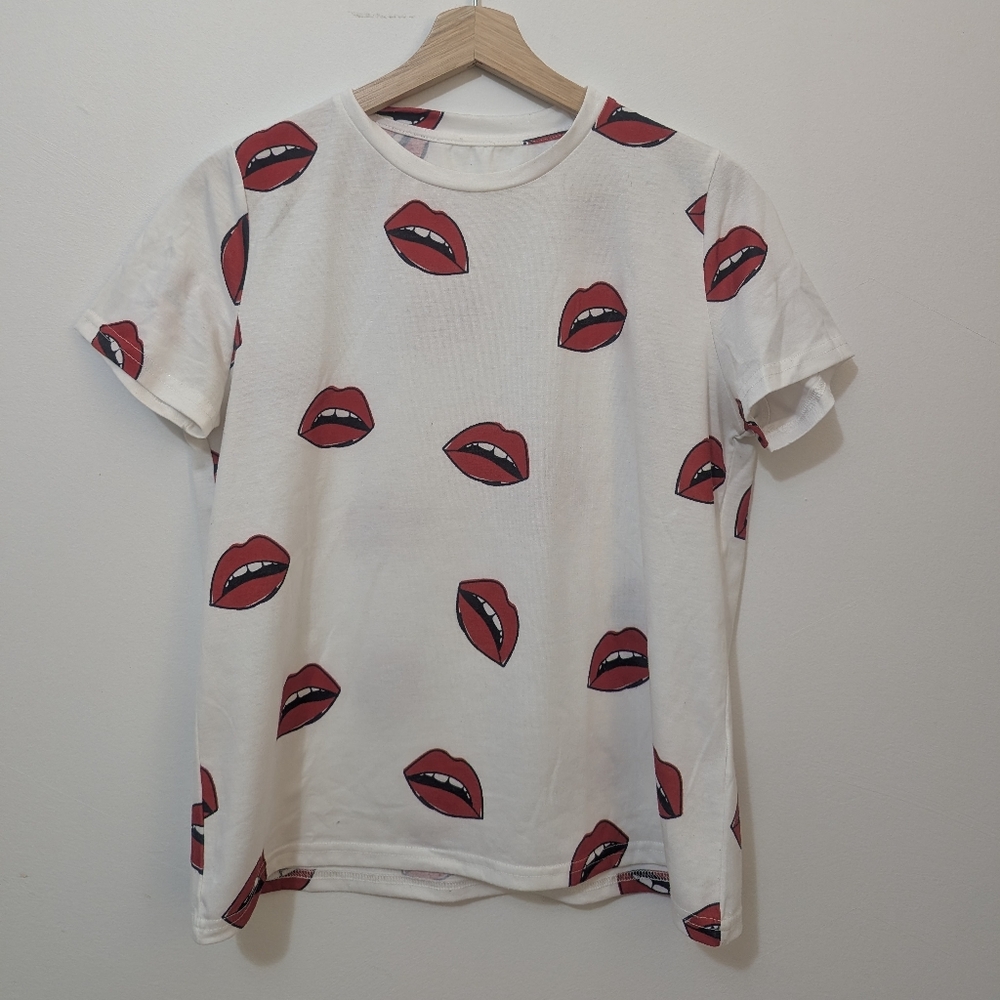 White T-Shirt with Red Lips Print